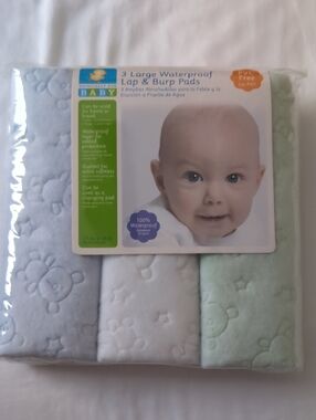 BabiesRUs Quilted Waterproof Lap & Burp Pads - Light Blue, White, Mint